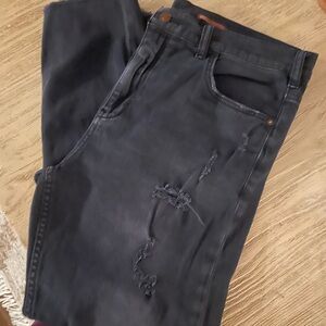 Pilcro woman’s black  Distressed Jeans 31